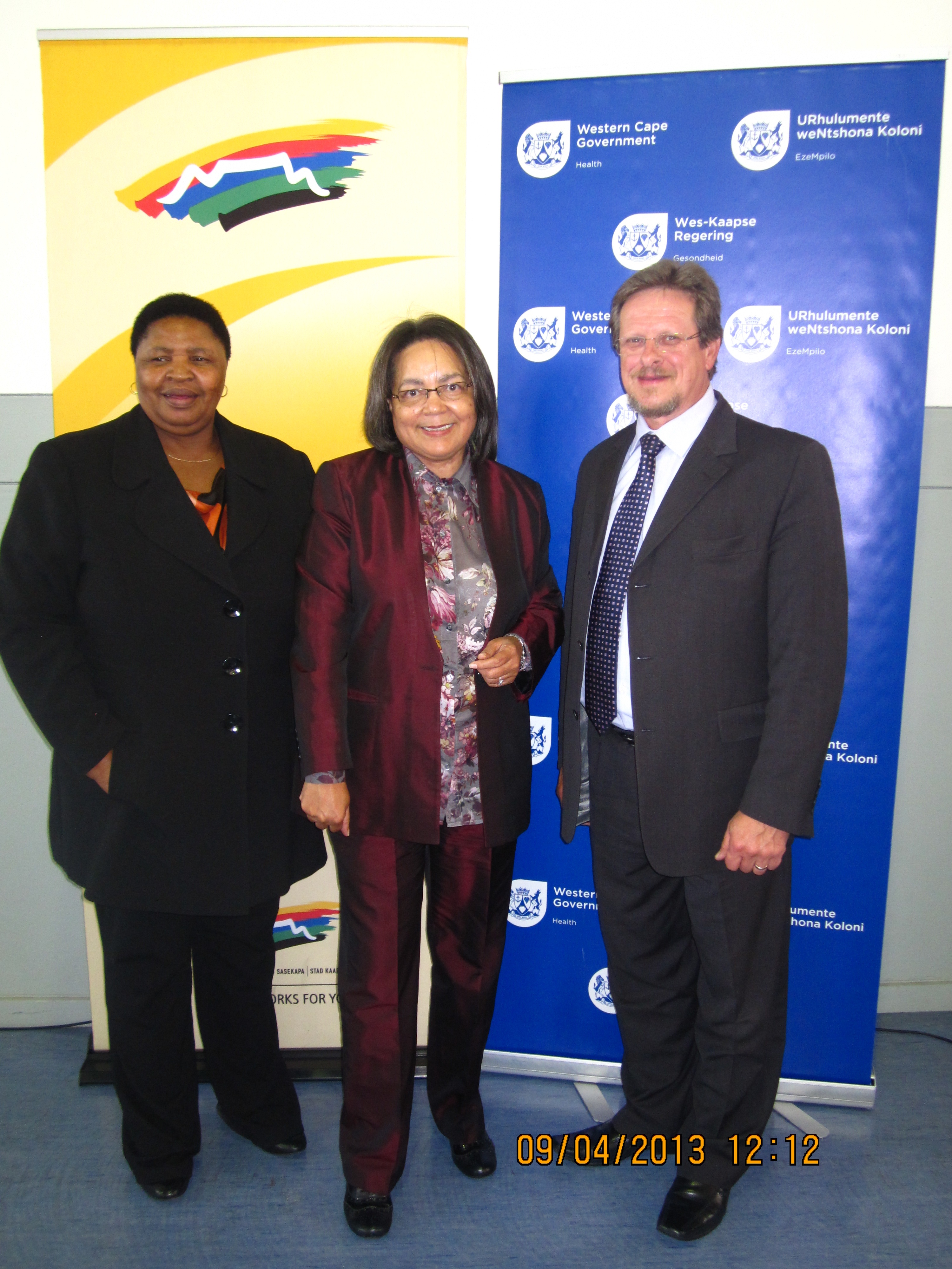 From left: Lungiswa James, City of Cape Town Mayoral Committee Member; Patricia de Lille, Mayor of Cape Town; and Theuns Botha, Western Cape Minister of Health.