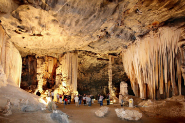 Cango Cave Tours