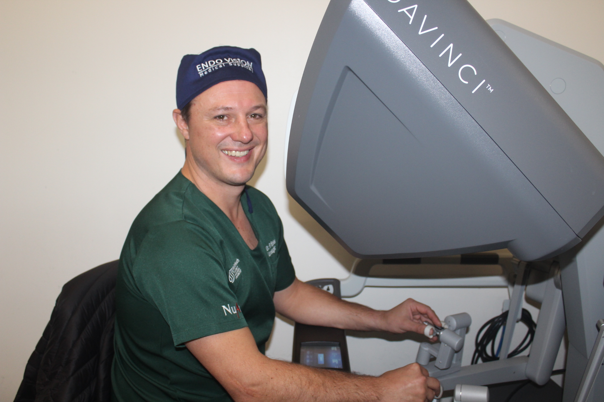 Dr Pieter Spies uses the da Vinci Xi robotic surgical equipment at Tygerberg Hospital.