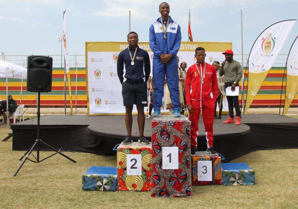 Junior Mpefu broke records and achieved gold in Drie Stokkies