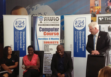 Minister Winde meets with representatives from Silulo Ulutho Technologies.