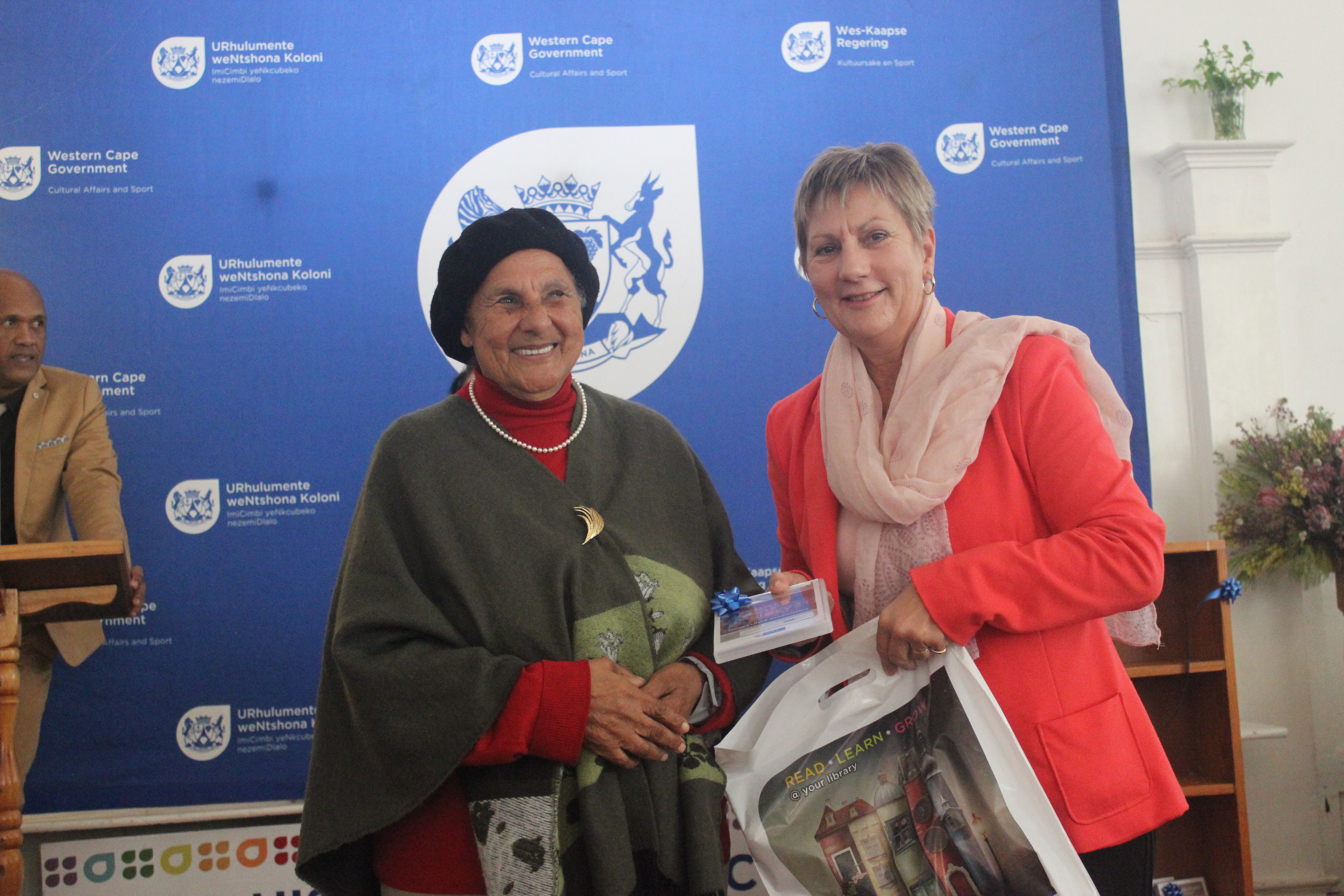 Minister Anroux Marais handed over recordings to community members in Elim