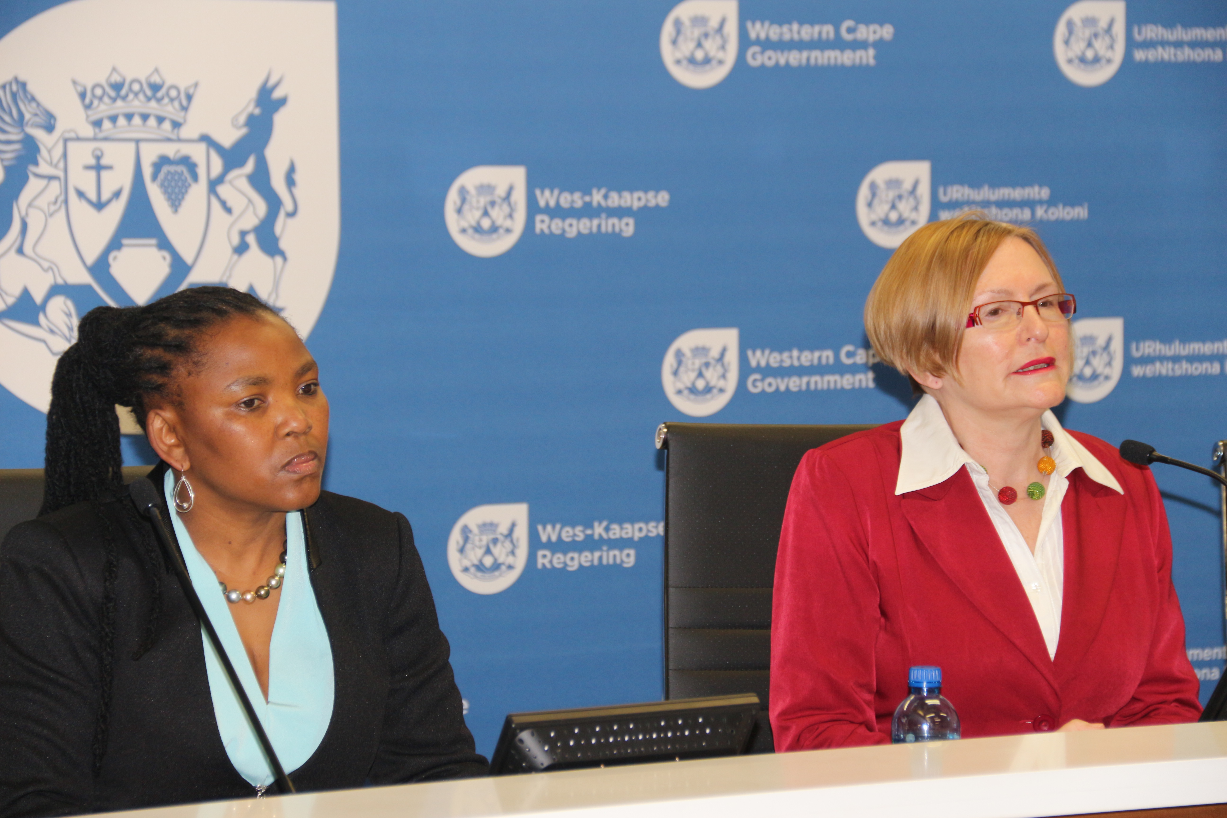 Minister Mbombo and Premier Zille at the launch of the Year Beyond programme
