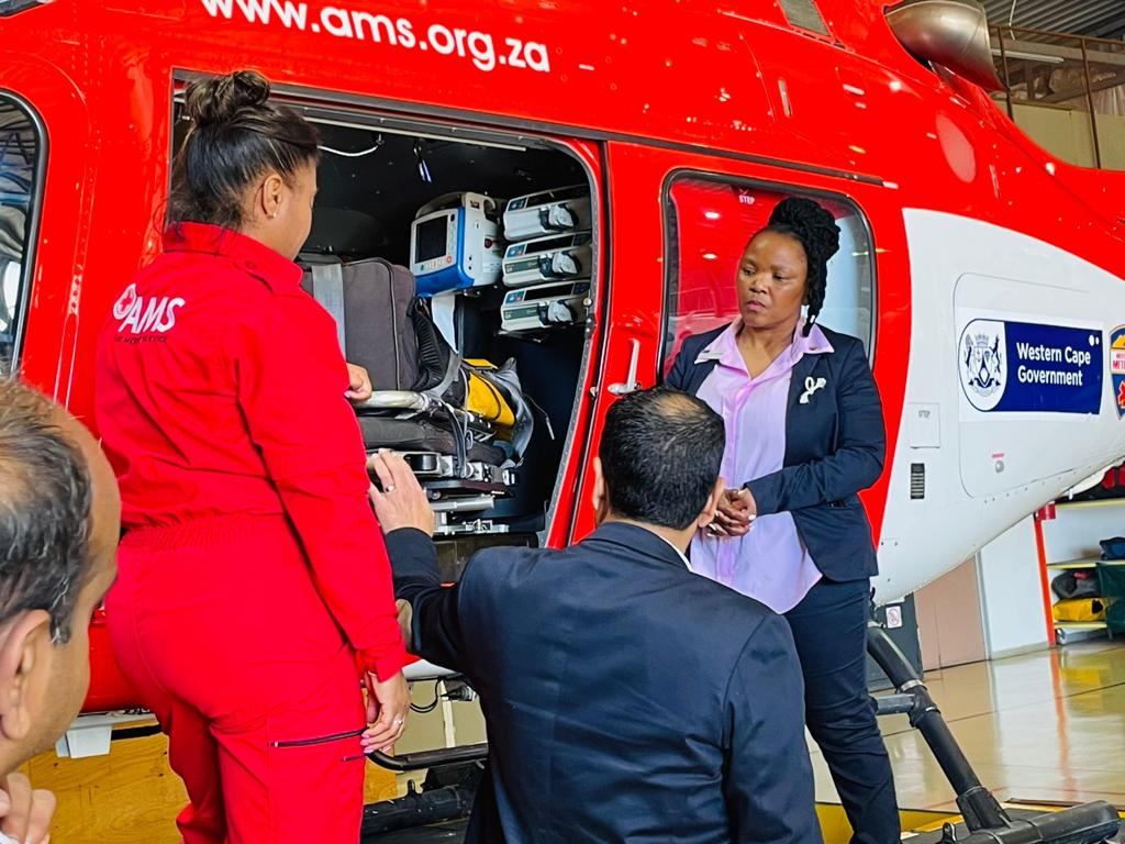 Minister Nomafrench Mbombo visits SA Red Cross Air Mercy Services (AMS).