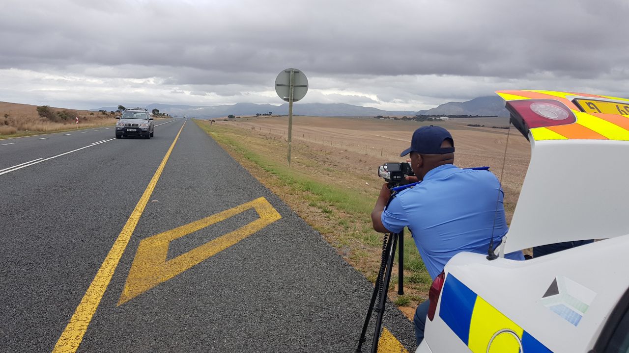 Mobile speed traps improve road safety