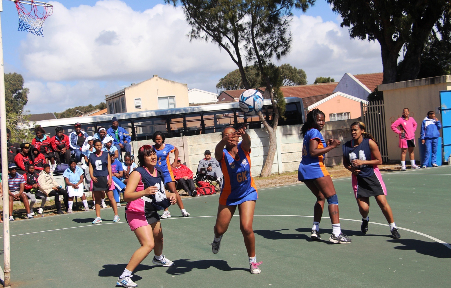 Peacemakers of Dunoon in action against Weltevrede of Mitchells Plain.
