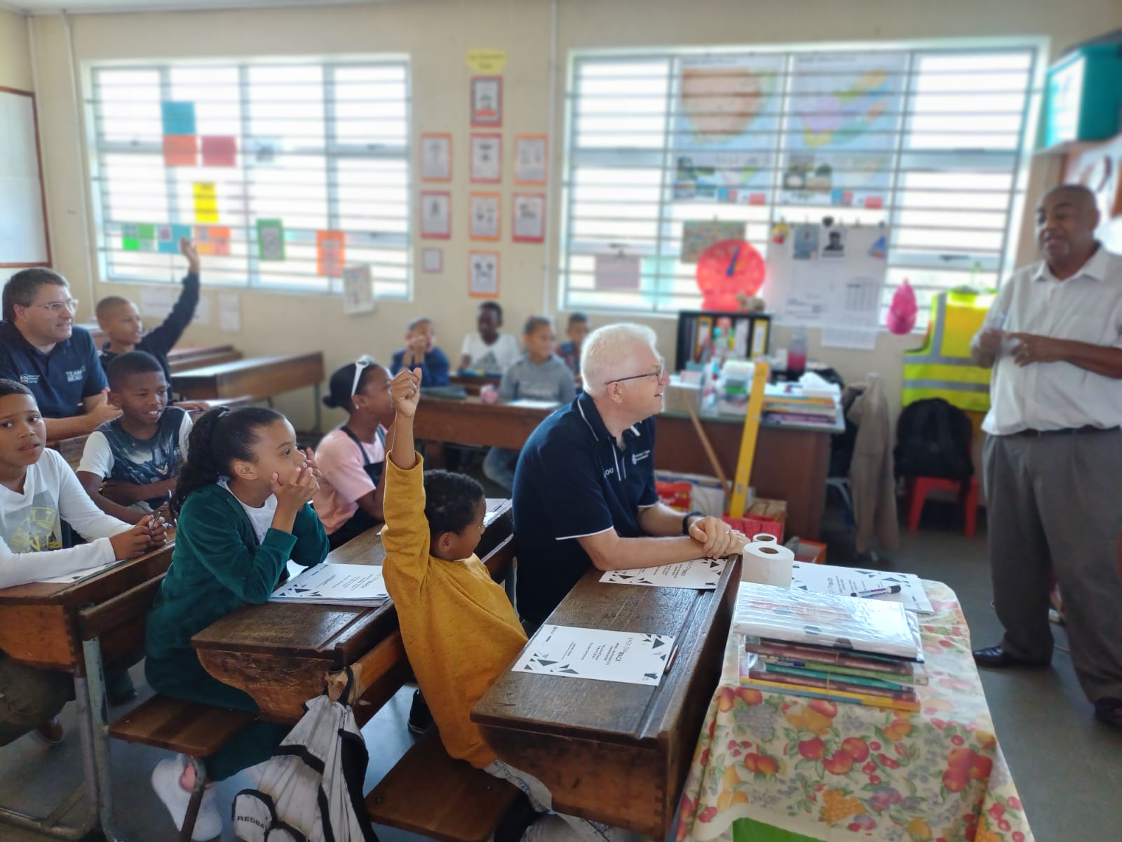 Premier Winde and Minister Maynier visit Back On Track extra classes