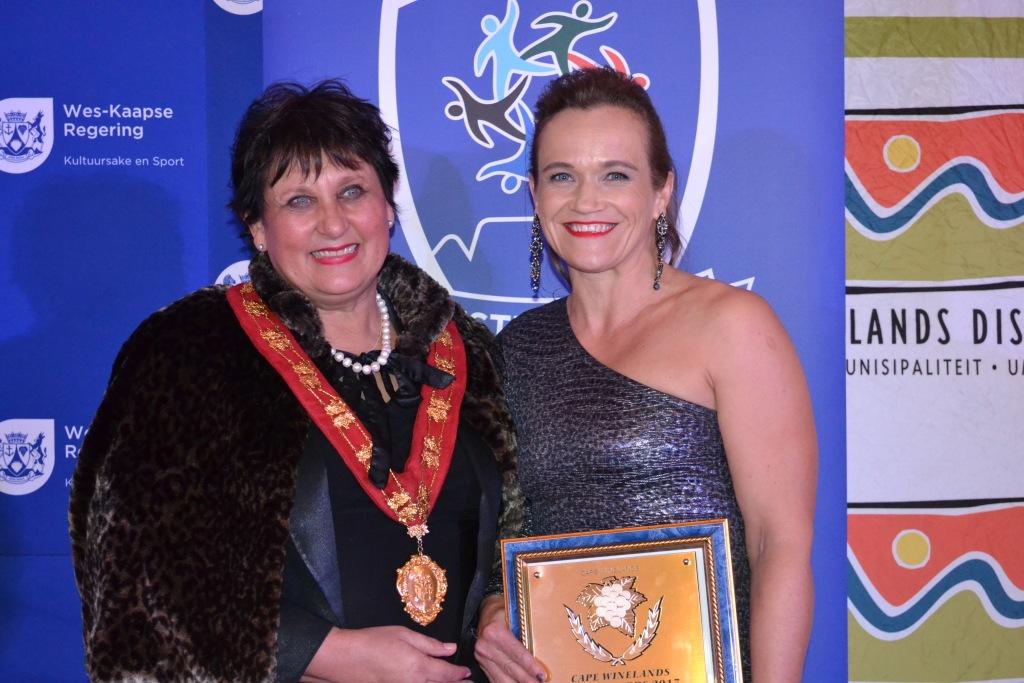 Sportswoman of the Year Zelda Olivier with Mayor Van Schlict