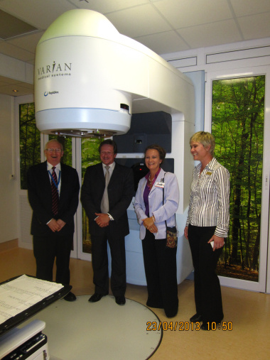 At the newly acquired radiation equipment at Groote Schuur Hospital is from left, Prof. Raymond Abratt (Department of Radiation Oncology), Western Cape Health Minister, Theuns Botha, Dr. Bernadette Eick (medical superintendent) and Ms Hester  Burger (phys
