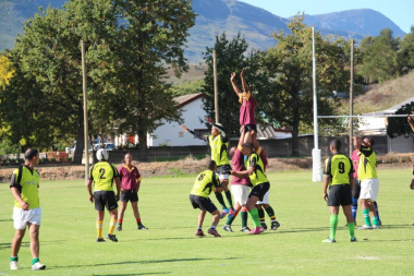 A throw-in during a rugby game between Upper West Coast and Overberg