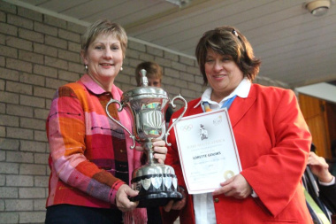 Anroux Marias with Lorette Gouws, Technical Official of the Year for 2014