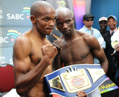 Dalisizwe Komani and Mfundo Gwayana will be boxing in the main supporting bout for the WBA International Title (Junior Flyweight).