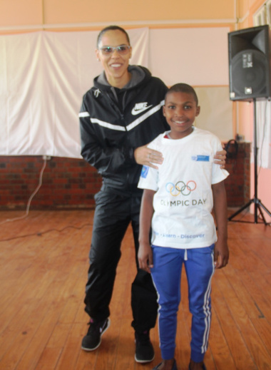 Dayaan Arendse with his Olympic T-shirt after answering questions in the quiz correctly.
