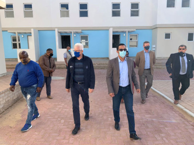 Western Cape Premier Alan Winde and Minister Tertuis Simmers visit Mossel Bay Housing Project
