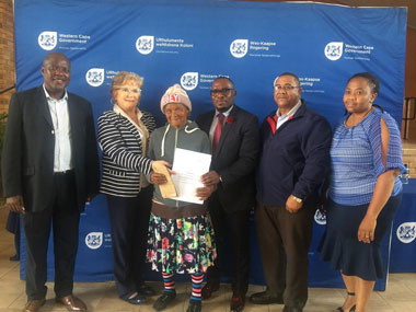 Human Settlements delivers Title Deeds to Robertson Residents