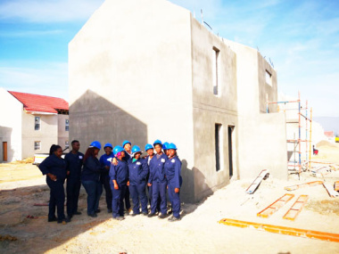 Youth in training at the Vlakkeland site in Paarl