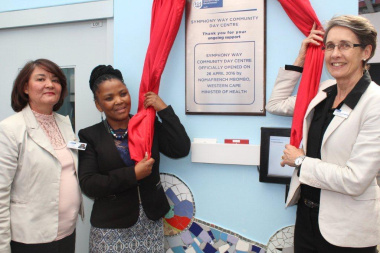 Western Cape Government Health Minister, Dr Nomafrench Mbombo with Symphony Way Facility Manager, Sister Geraldine Naude and HOD Dr Beth Engelbrecht 