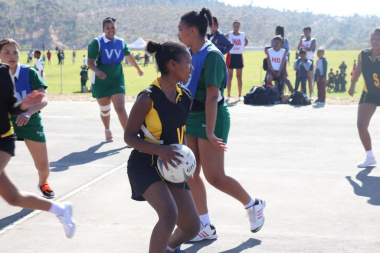 Keen supporters encourage committed netball players to do their best at the RSDP Games in Villiersdorp
