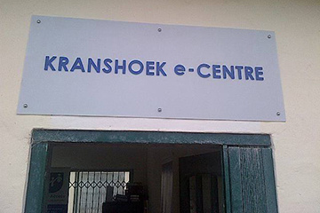 Entrance to Kranshoek e-Centre in Plettenberg Bay.