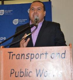Mark Skriker addresses delegates of taxi associations at the Inquiry into Taxi Violence event.