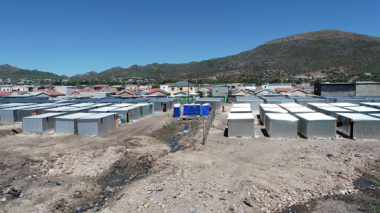 Construction of emergency structures for Masiphumelele continues