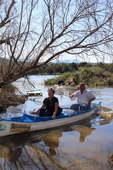 Minister Anroux Marais enjoying a canoeing experience at High Africa.