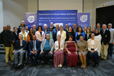 Minister Marais and Dr Lyndon Bouah with representatives from all the Cape Winelands federations that received funding.