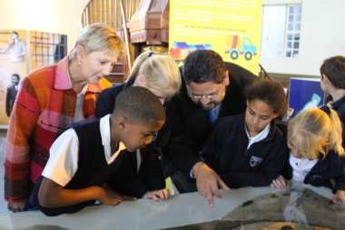 Minister Marais and HOD Walters with some of the MOD learners