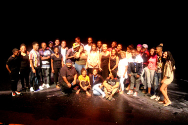 Minister Marais with all the drama festival participants