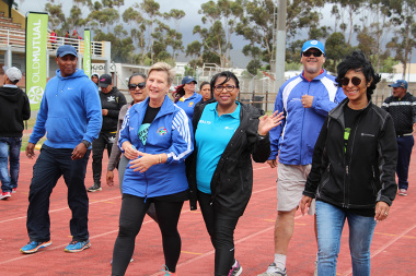 Minister Anroux Marais with Dr Lyndon Bouah and Helen Africa from Old Mutual also took part in the Cape Winelands BTG fun-walk in Paarl