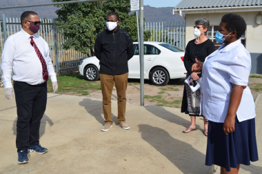 Minister Meyer visiting Nduli PHC