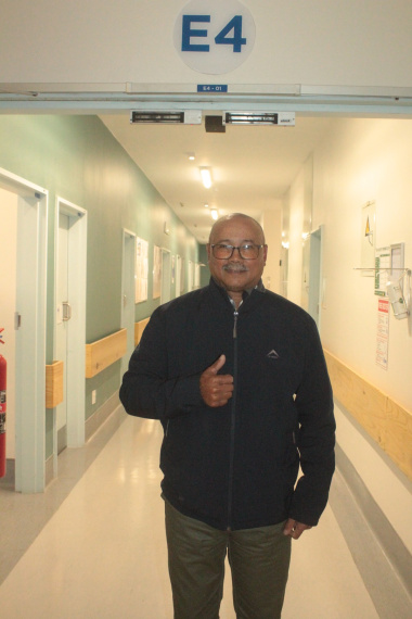 Mr Liam Dyason (65 years old) was a recipient of the Mandela Day Surgeries after receiving a knee replacement operation.