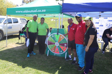Old Mutual and participants at their lucky spinning wheel at the Overberg BTG