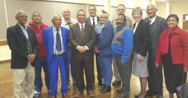 Minister Meyer and representatives of Oudtshoorn Municipality