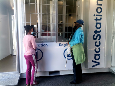 Community members receive registration support at the Kraaifontein CHC vaccination centre.
