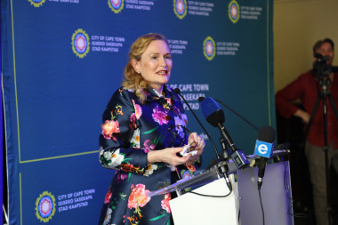 Premier Helen Zille giving her speech at the Nelson Mandela statue unveiling