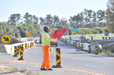 Roadworks on the R44