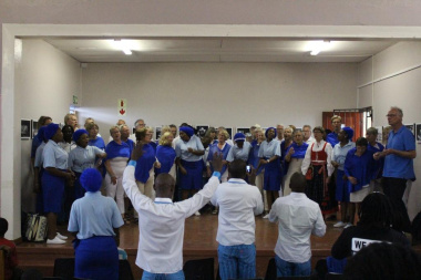 The highlight of the event was the Swedish choir performing a Xhosa song, and everybody else joined them on stage