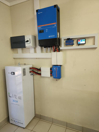 One of the inverters already installed by the Western Cape Department of Health and Wellness.