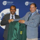  Chess SA president Eldo Smart handing over Kenny Solomon's Protea blazer